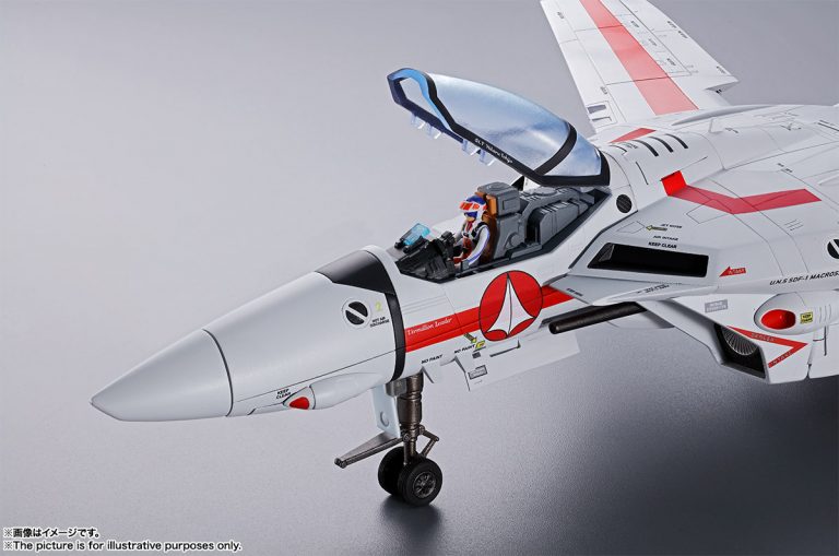 Bandai S New Scale Vf J Valkyrie From The Original Macross Is A