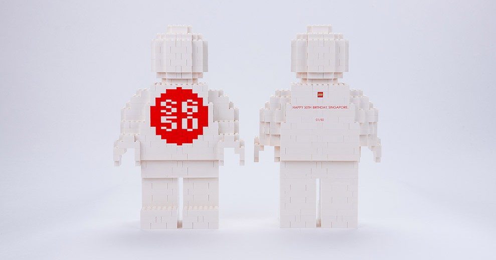 LEGO-SG50-MEGA-MINIFIGURE