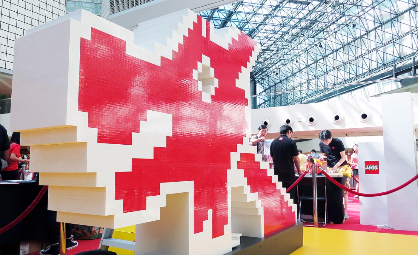Brickfinder - LEGO Japan And  Japan Rebuild The World Their Way