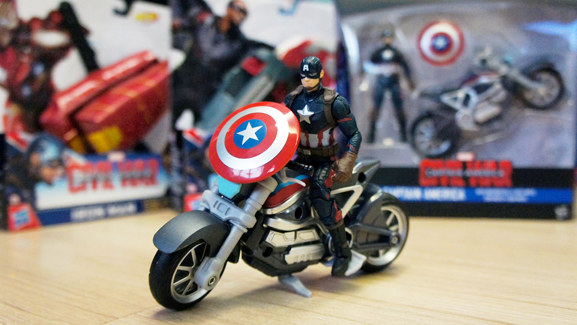 Avengers civil deals war toys