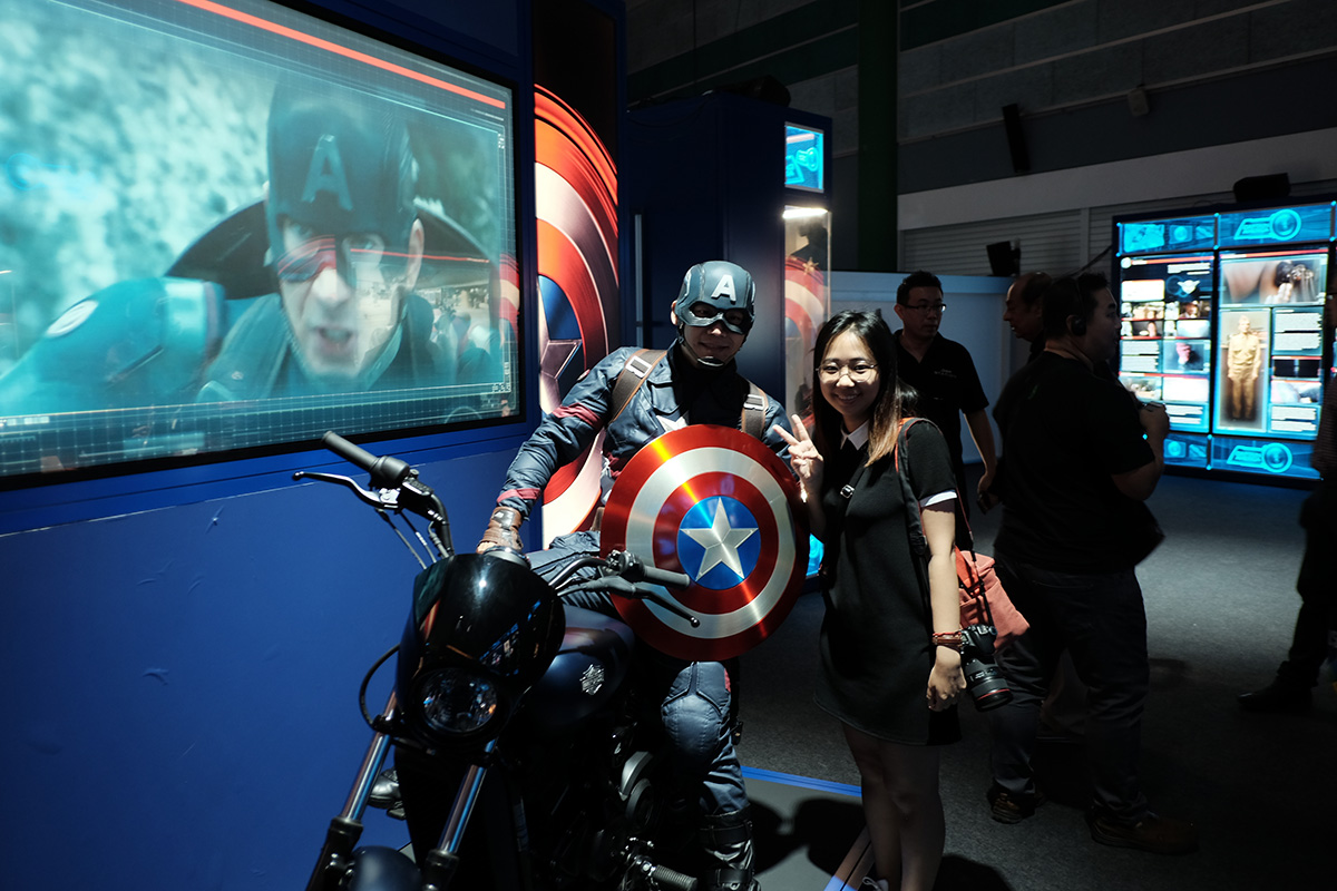 Captain America on Display at Marvel Studios' Avengers, Endgame Event at  Suntec City, Singapore. Imagem de Stock Editorial - Imagem de preto,  cinema: 272328269