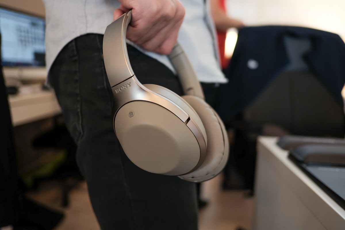 sony-mdr-1000x-noise-cancelling-bluetooth-headphones-review-2-of-2