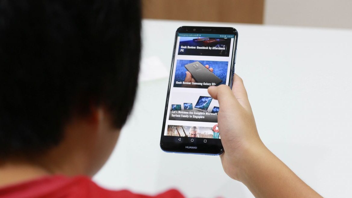 te binden mond motor Geek Hands-On: Huawei Nova 2 Lite | Geek Culture