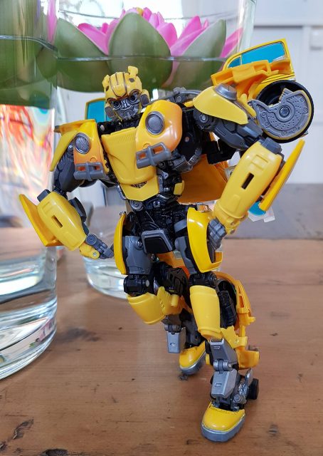 First Looks: Transformers Masterpiece Movie Series Bumblebee MPM-7 ...