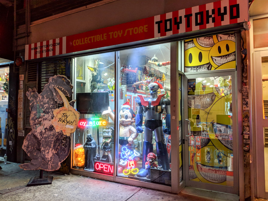 18+ Comic Book Store New York Images