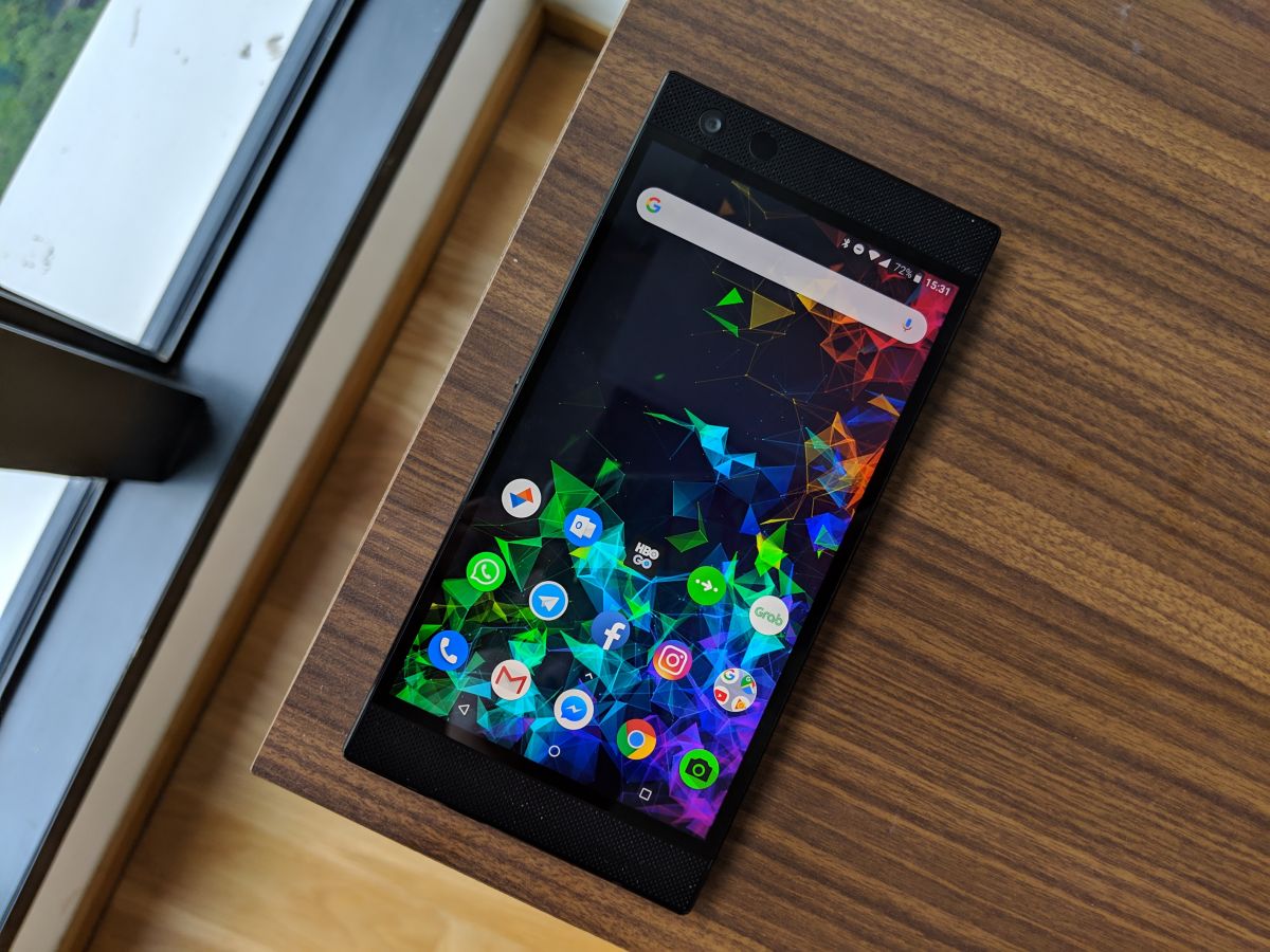 Razer Phone 2 Gets Android Pie Update And Limited Time Price Cut | Geek ...