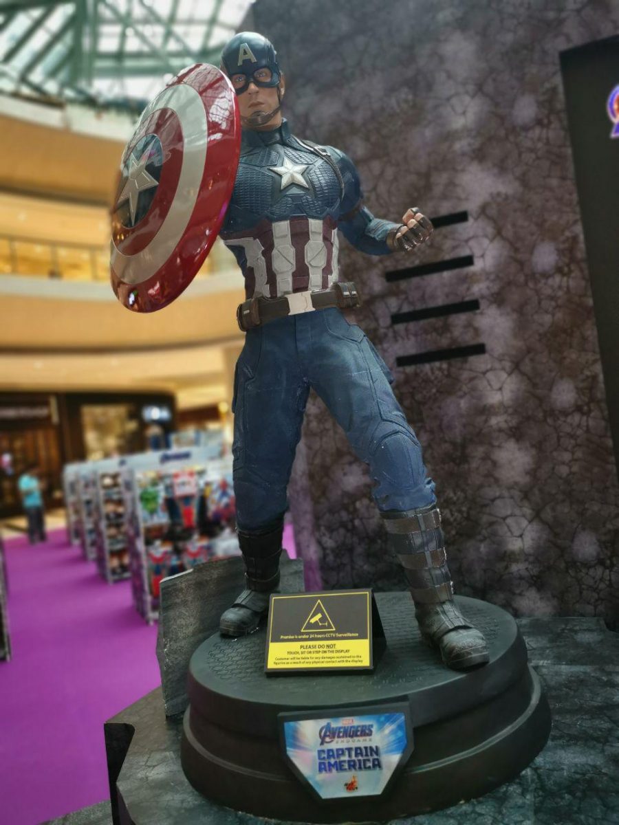 Captain America on Display at Marvel Studios' Avengers, Endgame Event at  Suntec City, Singapore. Imagem de Stock Editorial - Imagem de casco, homem:  272411654