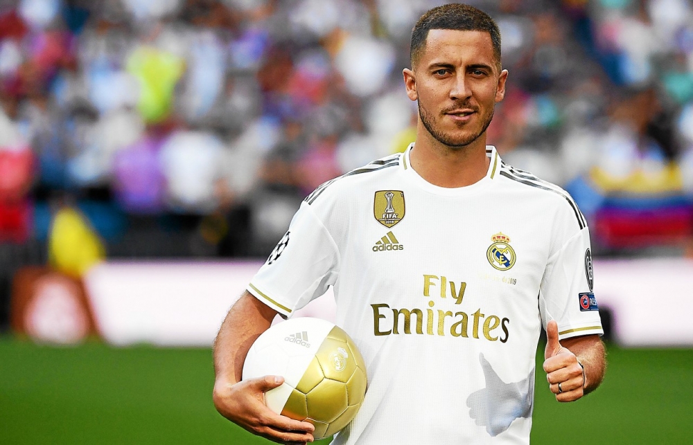  Eden  Hazard  Virgil van Djik Front EA Sports FIFA  20 