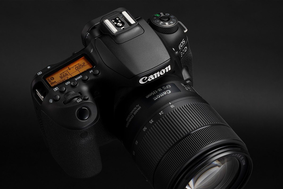 canon-eos-90d-2