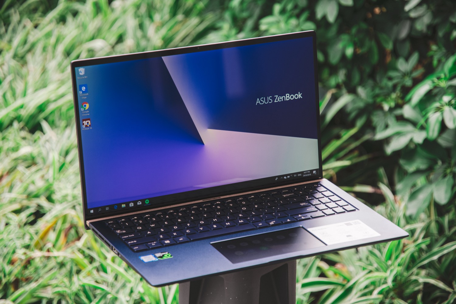 ASUS ZenBook 15 review: Everything you need in a laptop? - GadgetMatch