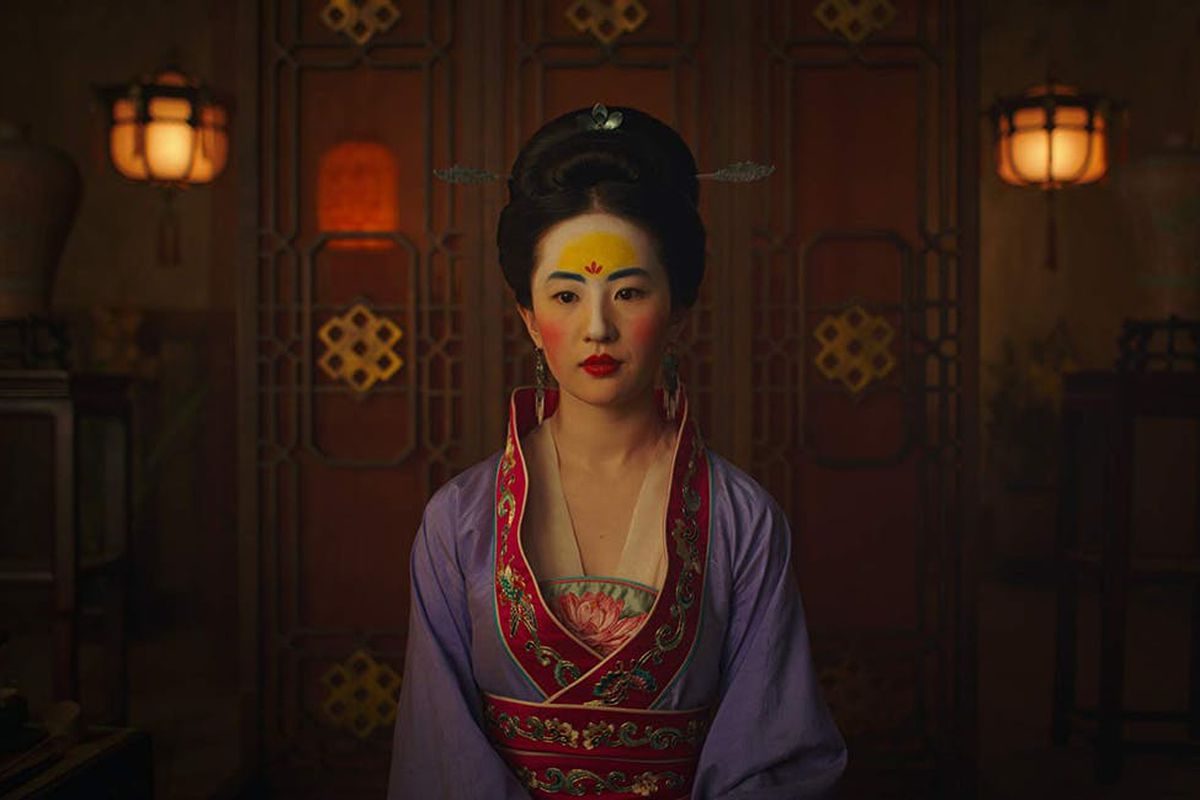 mulan-disney-reshoot-2