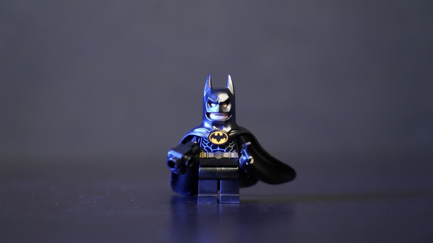 Lego 76139 1989 Batmobile - Tim Burton's Batman The Joker Vicki Vale  Minifigure