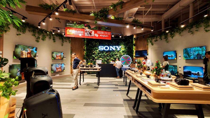 The New Sony Store At Westgate Singapore Is A Vlogger's Dream Geek