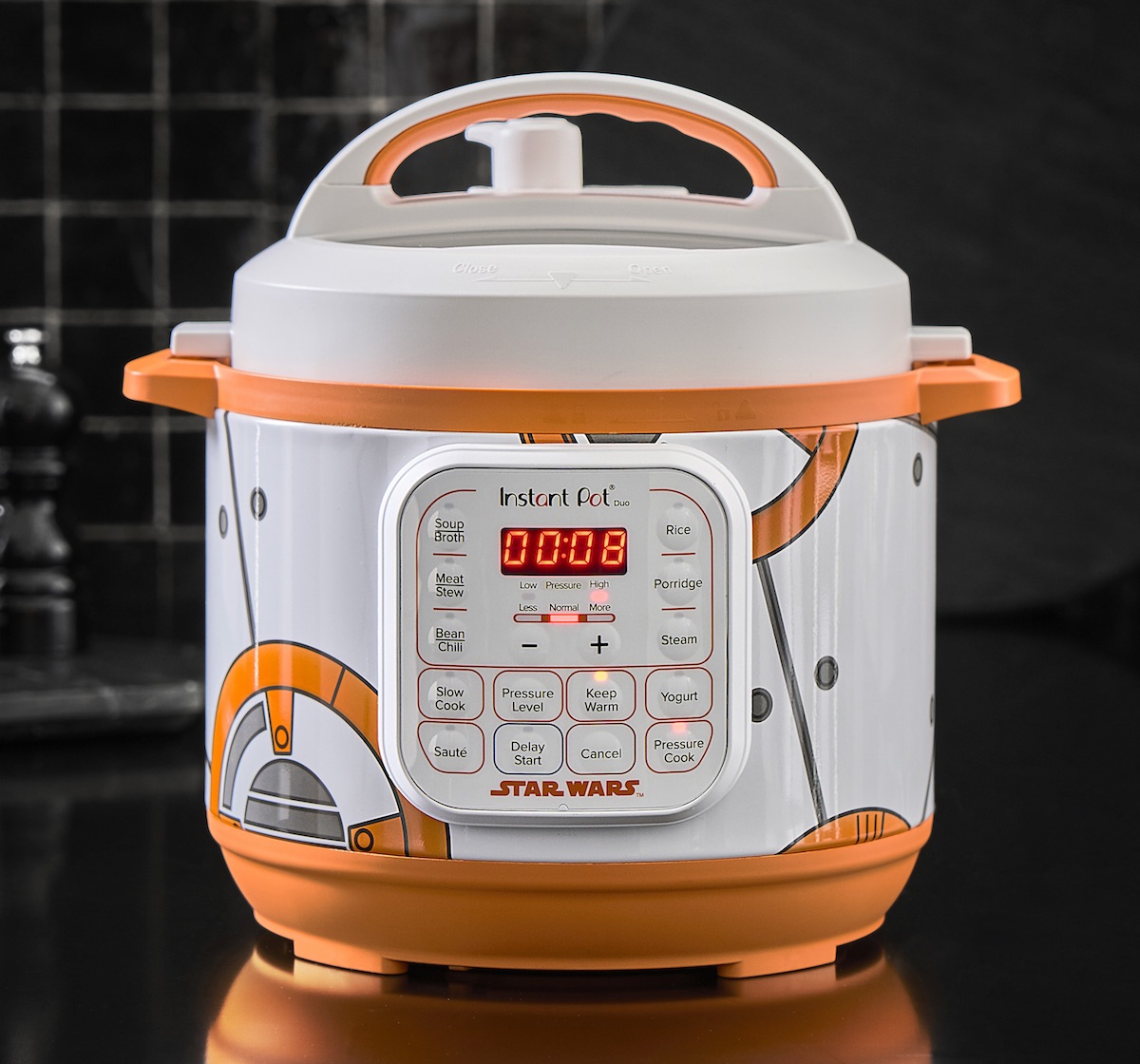 Star Wars BB-8 Instant Pot Unboxing  Star wars kitchen, Star wars mugs, Star  wars decor