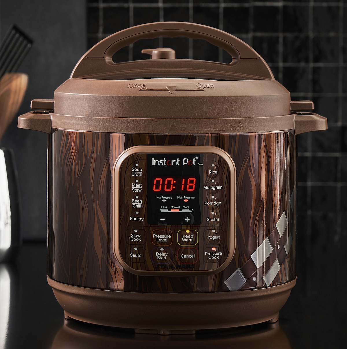 Instant Pot launches the R2-D2 Star Wars Multi Pressure Cooker - Geeky  Gadgets