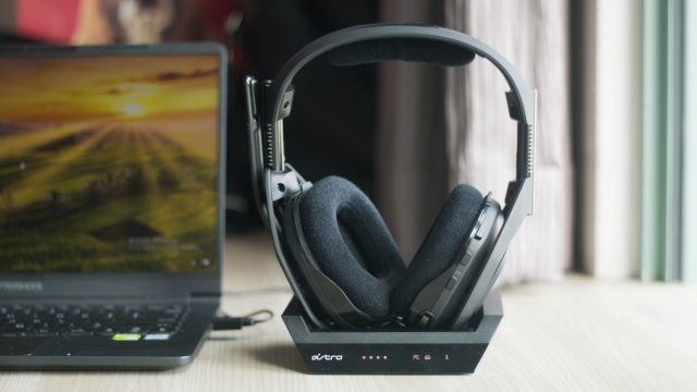 Geek Review: Astro A50 Gen 4 Wireless Gaming Headphones (2019) | Geek ...