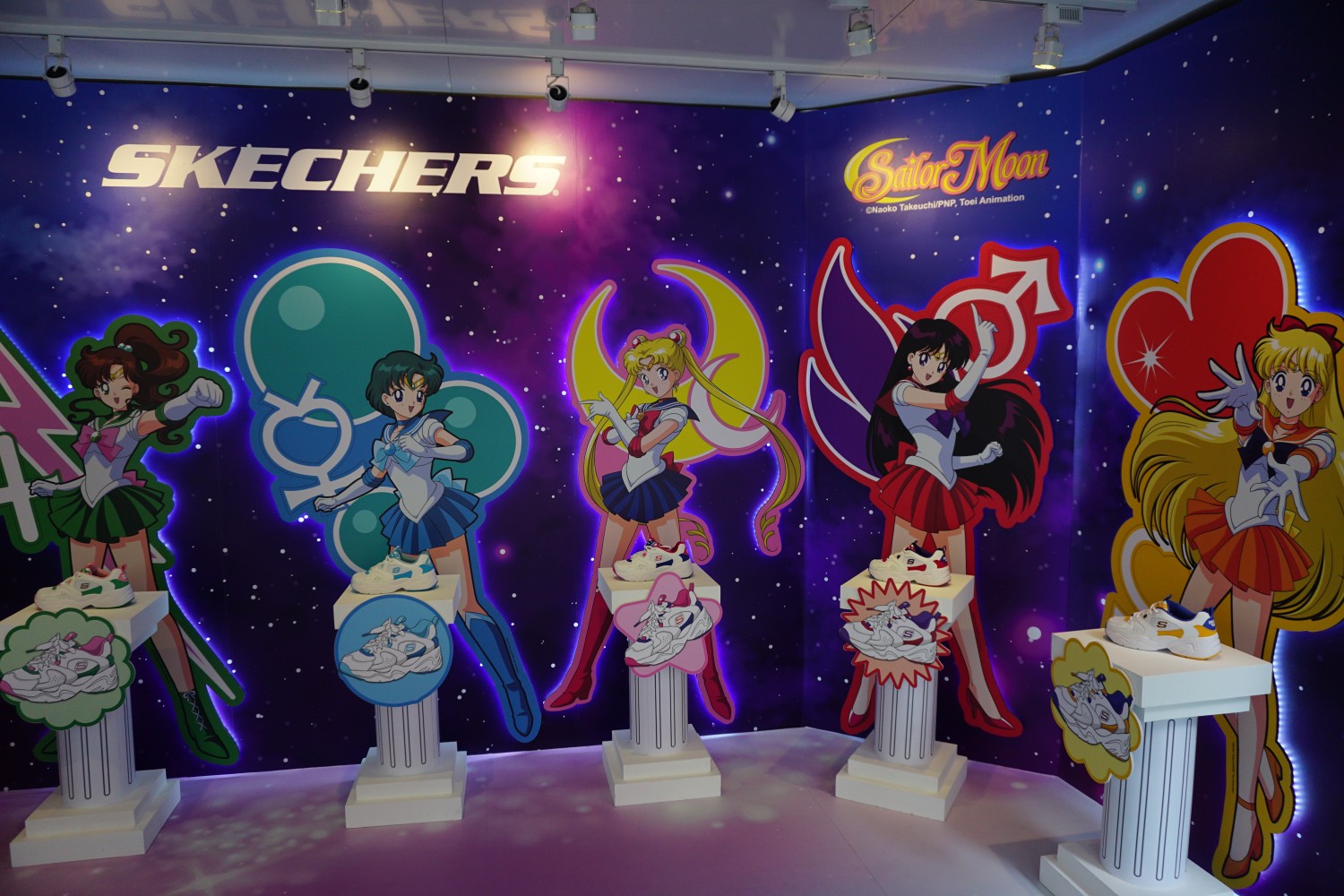 Skechers Singapore Sailor Moon Collaboration Pop-Up Truck | Geek Culture