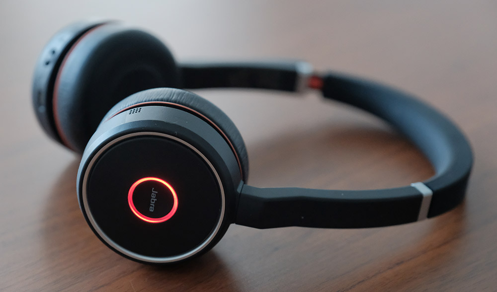 Review - The Jabra Evolve 75 headphones and stand. #Jabra