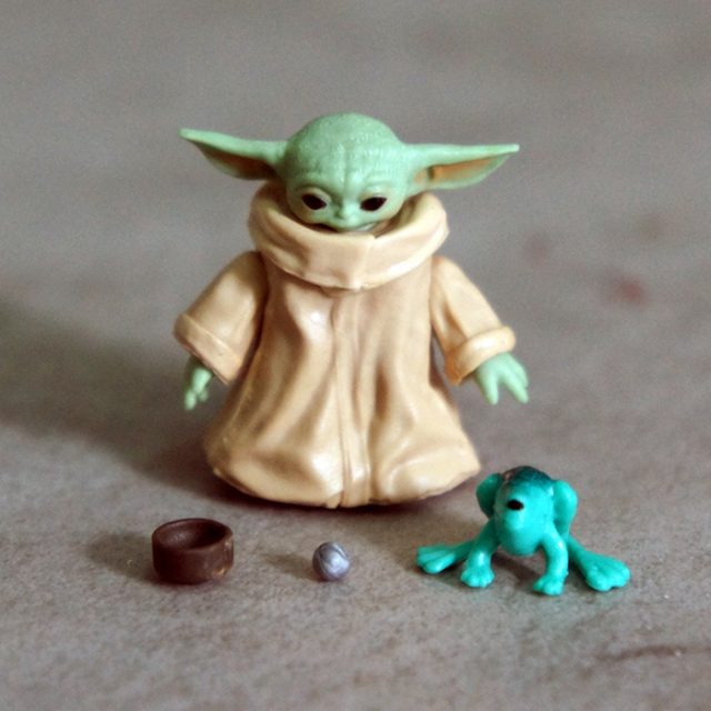 yoda plastic figure