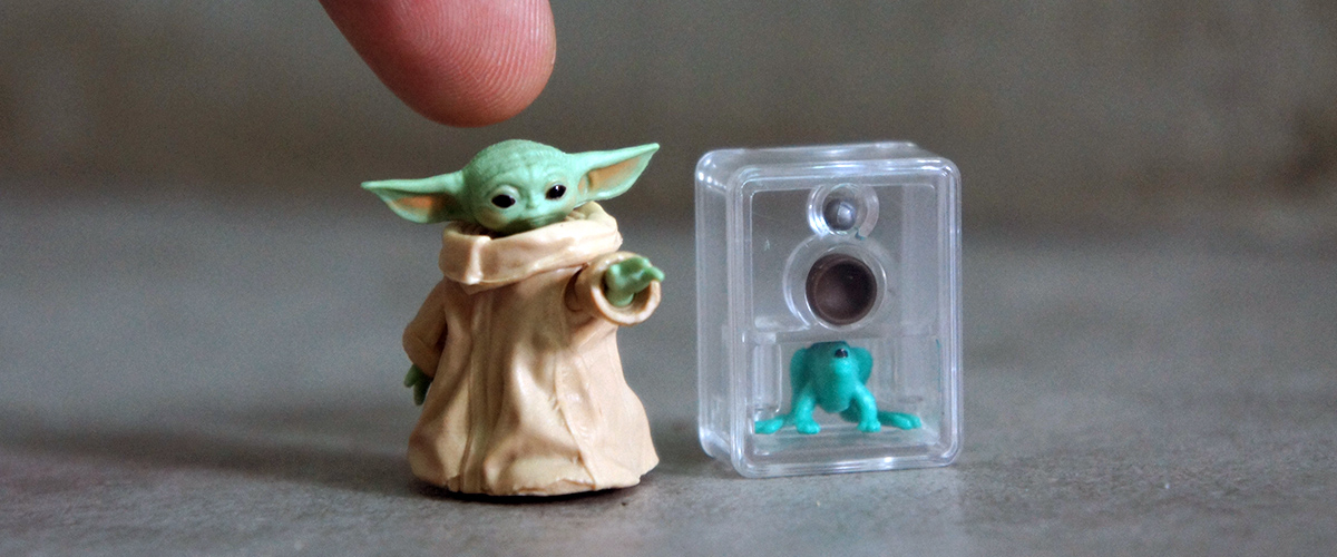 small yoda figurine