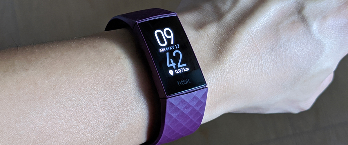 fitbit charge 4 display always on