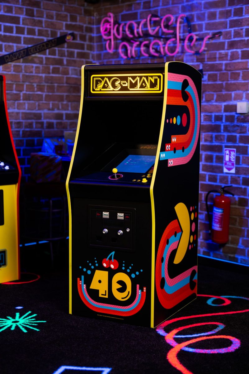 pacman quarter arcade machine