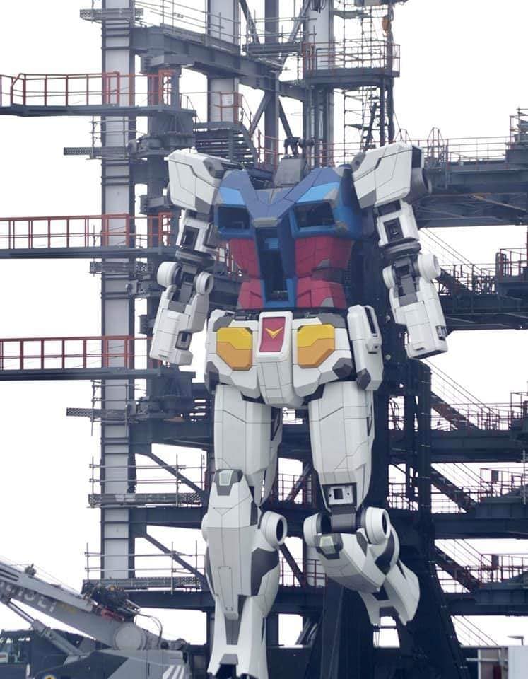 Headless Life Sized Rx 78 2 Mobile Suit Gundam Is Coming Along Nicely Geek Culture