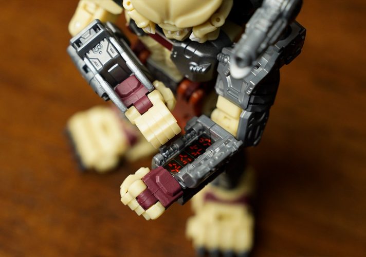 Geek Review: 52TOYS MEGABOX Predator | Geek Culture