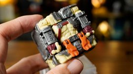 Geek Review: 52TOYS MEGABOX Predator | Geek Culture