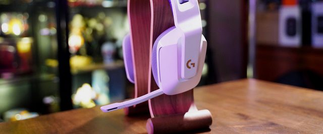 g733 lightspeed wireless rgb gaming headset review