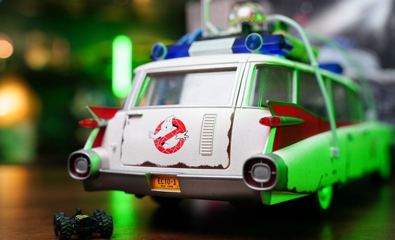 ecto 1 ghostbusters car