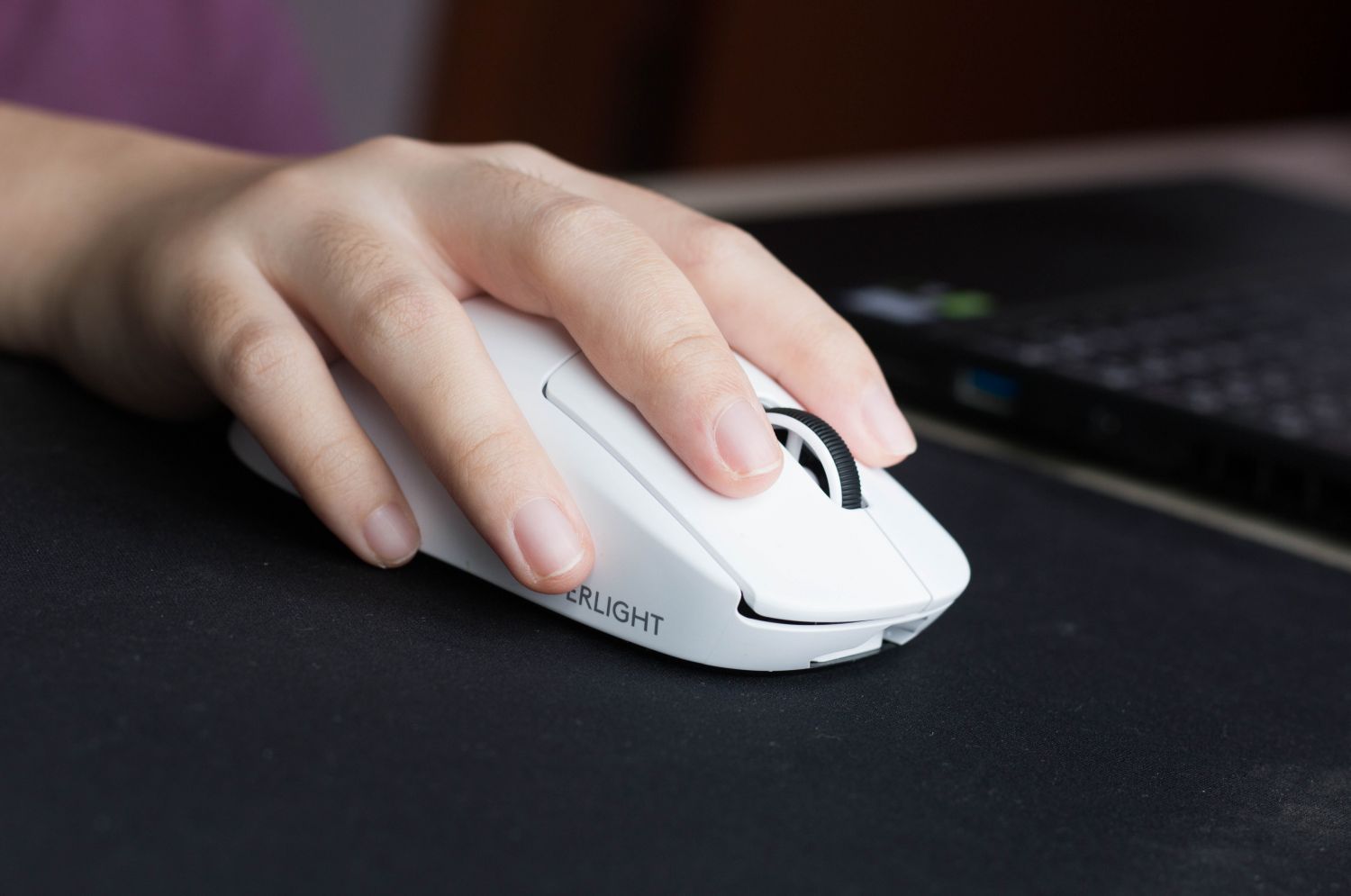 Geek Review: Logitech G Pro X Superlight Wireless Gaming Mouse 