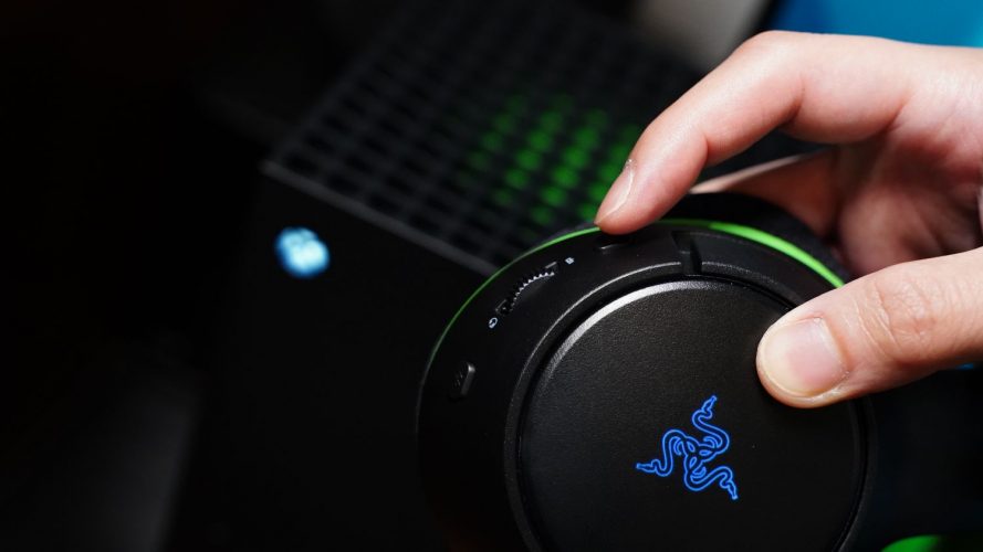 Geek Review: Razer Kaira Pro Wireless Gaming Headset | Geek Culture