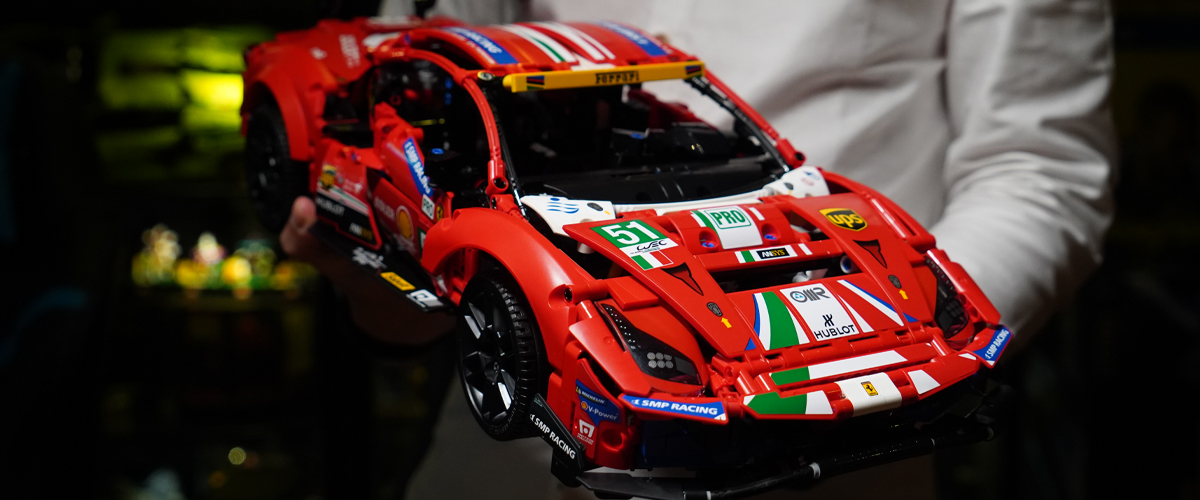 LEGO Technic Ferrari 488 GTE “AF Corse #51” - LEGO 42125 Speed