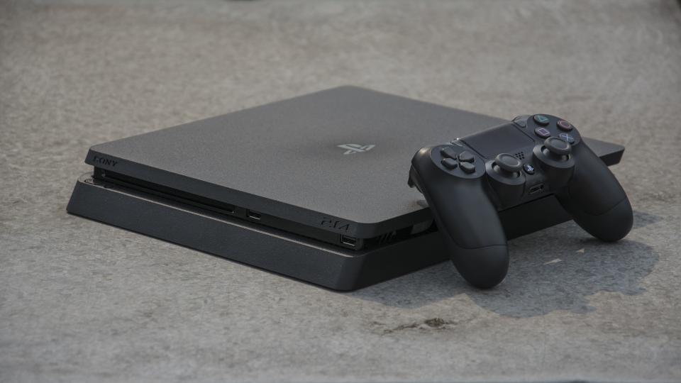 Поддерживает ли ps4 slim 4k