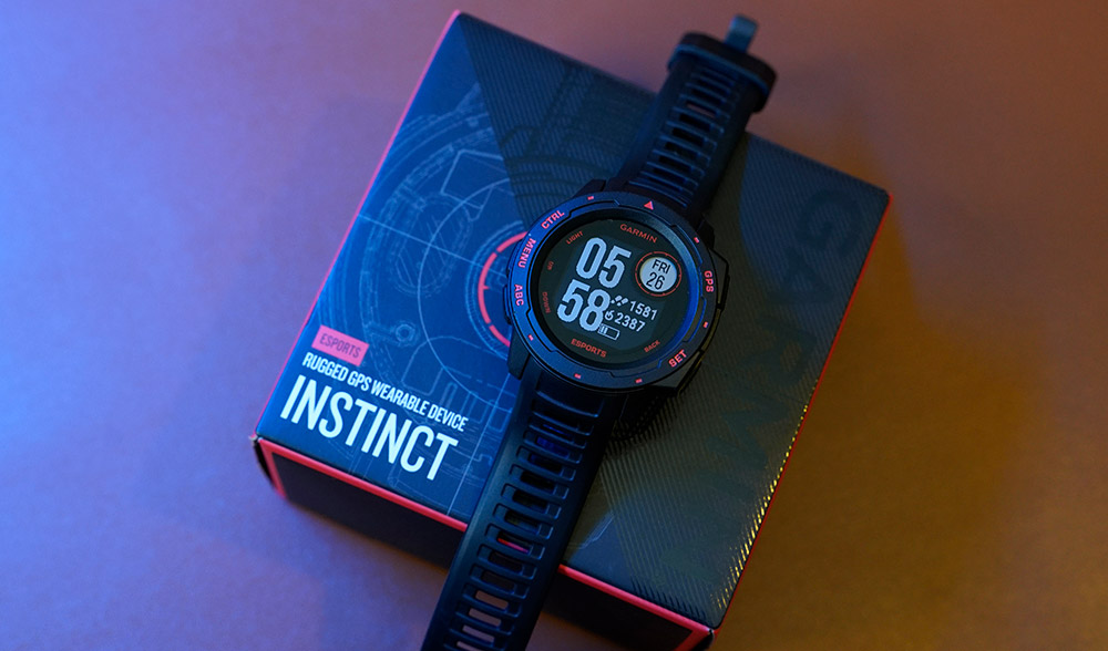 Geek Review: Garmin Instinct – Esports Edition Gaming Smartwatch