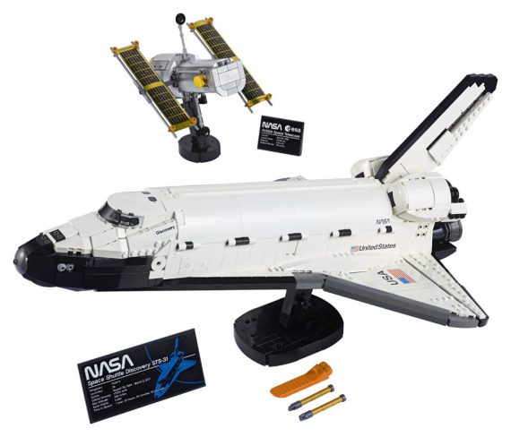 LEGO 10283 Creator Expert NASA Space Shuttle Discovery Is Blasting Off ...