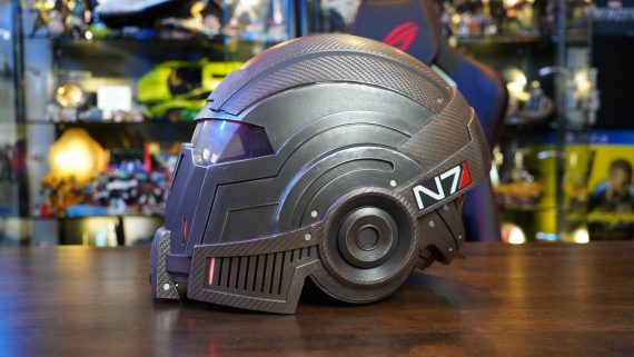 Unboxing The Mass Effect Legendary Cache With Wearable N7 Helmet | Geek ...