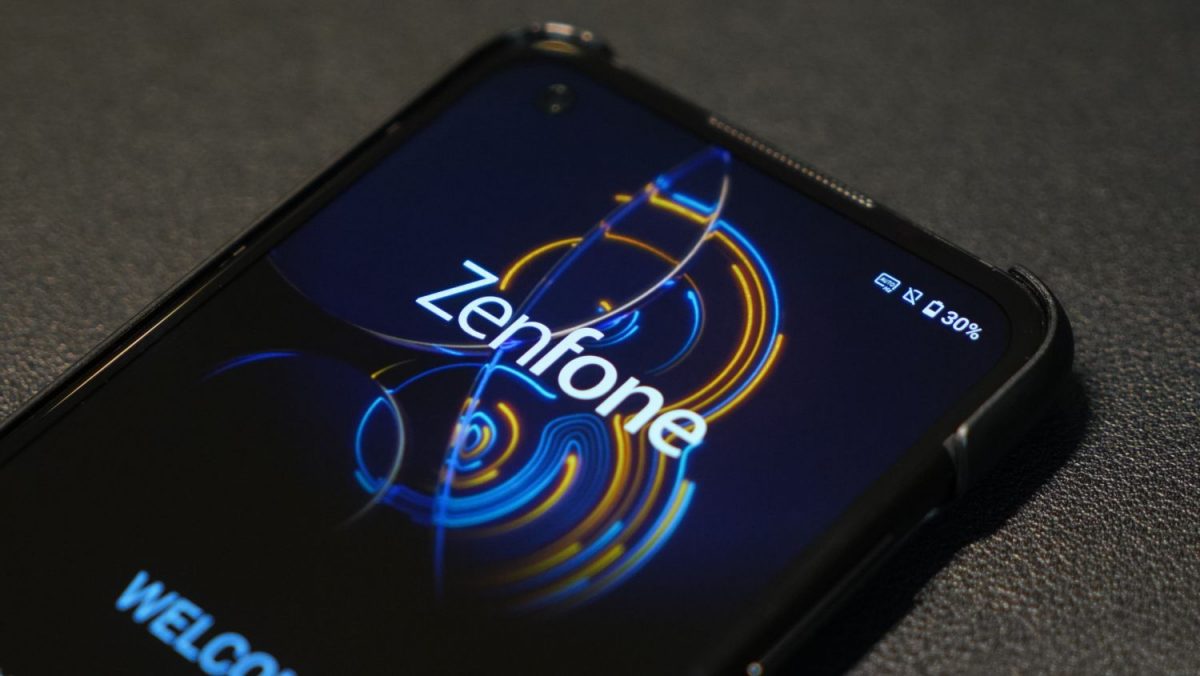 Zenfone 8