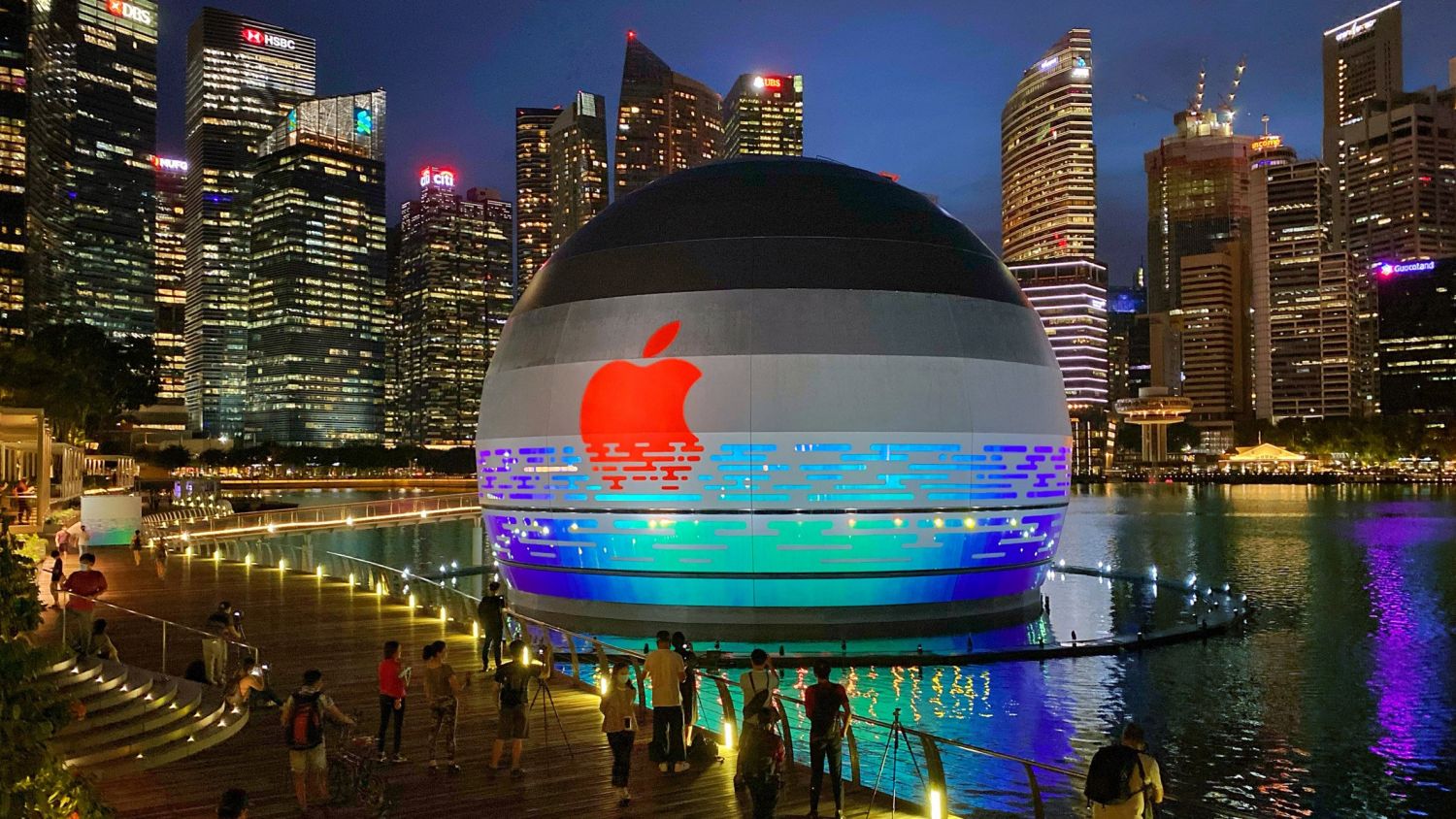 Apple's nearly 40-year journey in Singapore celebrates architecture and  design - Science & Tech - The Jakarta Post