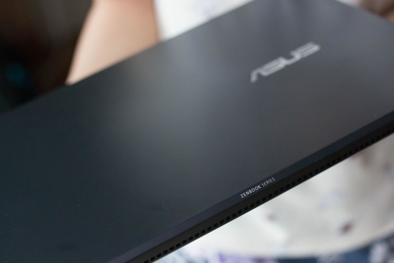 Asus ZenBook Pro 15 (UX535 LH/LI) - OLED screen, big battery and premium  build