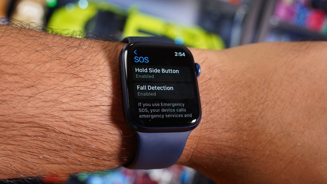 Why The Apple Watch Is On Top Of Your Holiday Shopping List Especially