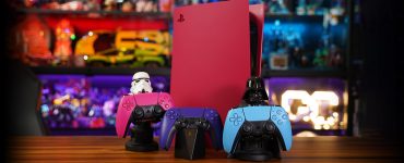 Swapping PlayStation 5 Covers Made Easy - Midnight Black Or Cosmic Red?