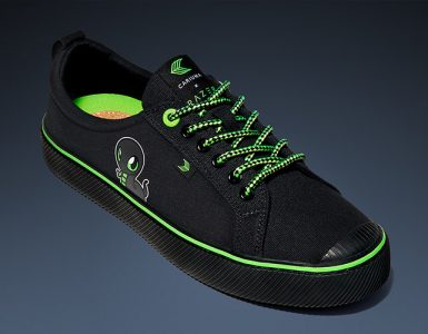 Razer Cariuma Sneakers