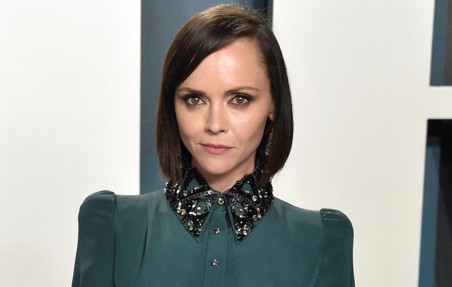 5. The Secret to Christina Ricci's Perfect Blonde Hair - wide 7