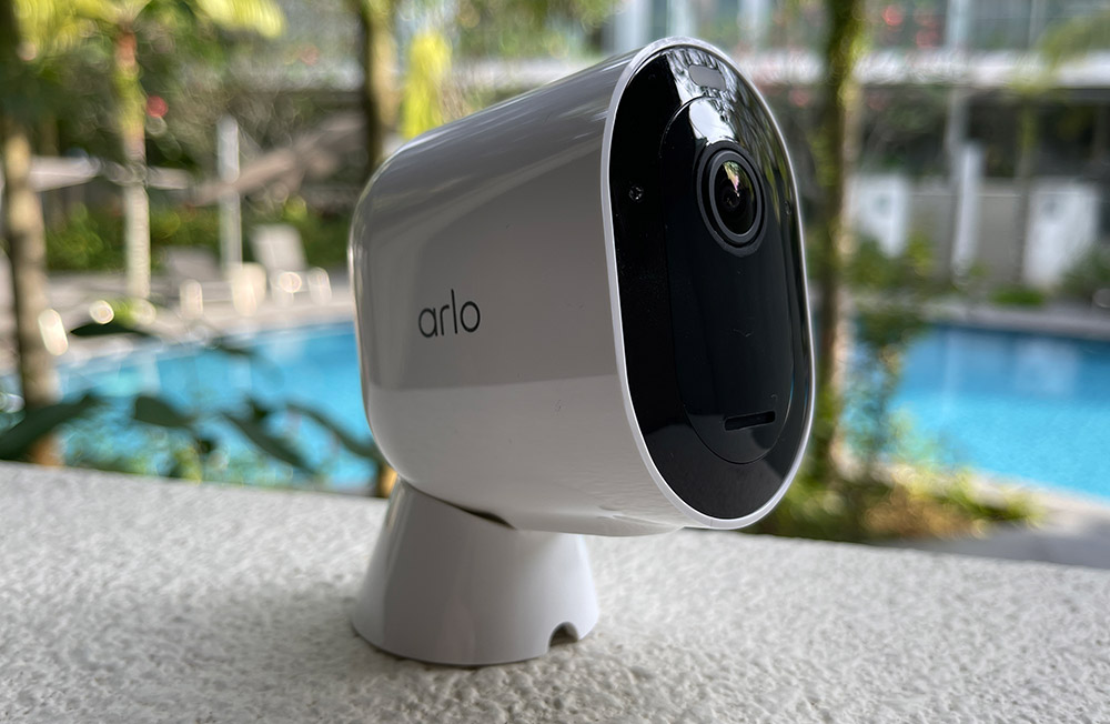 arlo pro 4 wireless security camera reviews