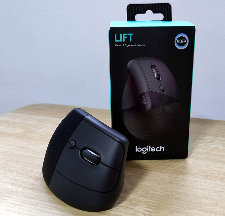 Logitech Lift Vertical Ergonomic Mouse in Graphite