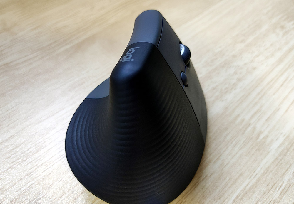 Geek Review: Logitech Lift Vertical Ergonomic Mouse