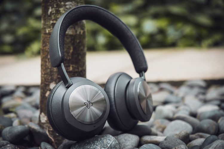 Geek Review: Bang & Olufsen Beoplay Portal ANC Gaming Headphones | Geek ...