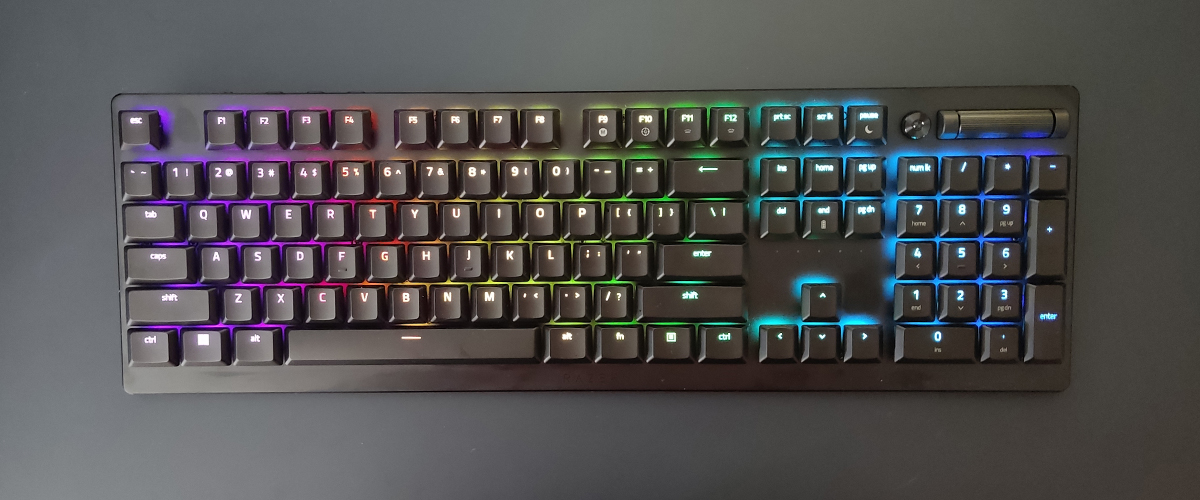 razer deathstalker v2 pro wireless low-profile linear optical keyboard